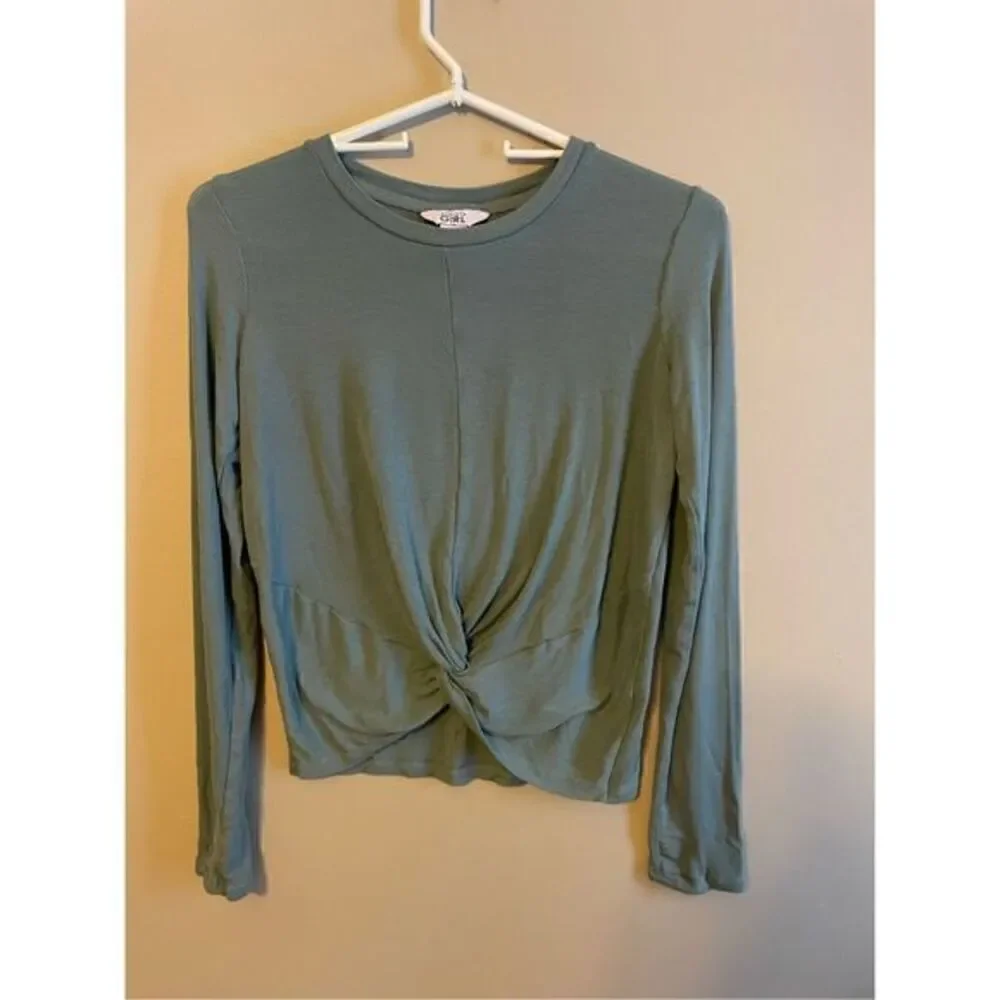 Athleta Girls Shirt (XL)